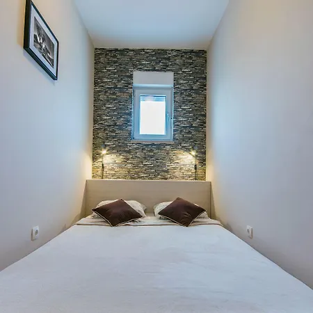 Besondere Privatvilla Mit Eigenem Pool Und Spielplatz Holiday home Pula